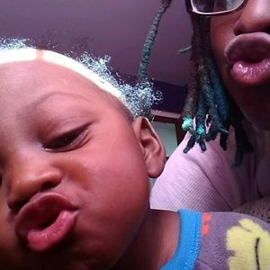 Meet your Posher, Miracle